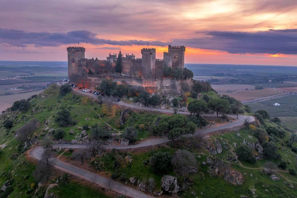 home Castillo de Almodóvar del Río
